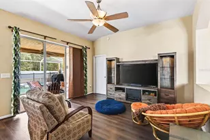 29454 Crossland Dr, Wesley Chapel, FL 33543 - Photo 6