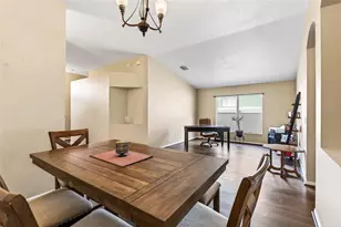 29454 Crossland Dr, Wesley Chapel, FL 33543 - Photo 16