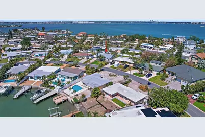 3755 Belle Vista Drive E, Saint Pete Beach, FL 33706 - Photo 34