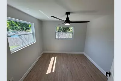 3983 Marlin Drive SE, Saint Petersburg, FL 33705 - Photo 10