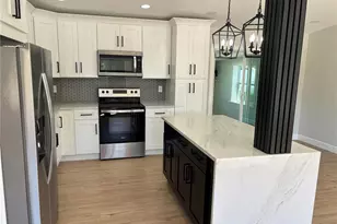 3983 Marlin Dr SE, Saint Petersburg, FL 33705 - Photo 6