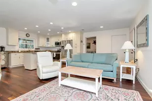 9414 Sacramento Dr, New Port Richey, FL 34655 - Photo 6