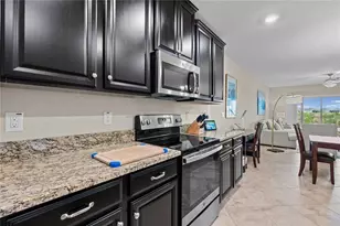 10374 Echo Dock Loop, San Antonio, FL 33576 - Photo 4