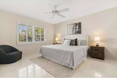 2400 Andalusia Way NE, Saint Petersburg, FL 33704 - Photo 16