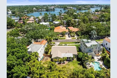 2400 Andalusia Way NE, Saint Petersburg, FL 33704 - Photo 24