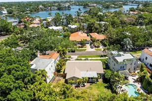 2400 Andalusia Way NE, Saint Petersburg, FL 33704 - Photo 24