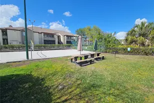 10265 Gandy Blvd N, Saint Petersburg, FL 33702 - Photo 36