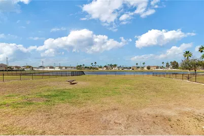 2410 Hawks Point Court, Ruskin, FL 33570 - Photo 74