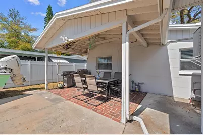 842 90th Avenue N, Saint Petersburg, FL 33702 - Photo 18