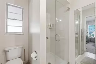 14403 Brentwood Dr, Tampa, FL 33618 - Photo 28