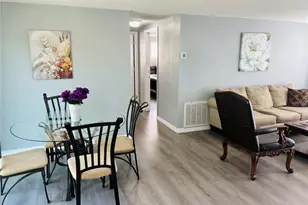 3405 Wilson Dr, Holiday, FL 34691 - Photo 10