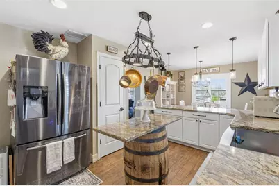 7607 Kinard Rd, Plant City, FL 33565 - Photo 14