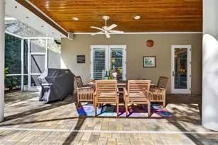 12010 Hardaman Pl, Tampa, FL 33618 - Photo 54