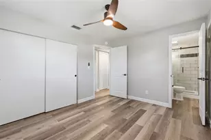 3951 Porpoise Dr SE, Saint Petersburg, FL 33705 - Photo 12