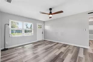 3951 Porpoise Dr SE, Saint Petersburg, FL 33705 - Photo 4