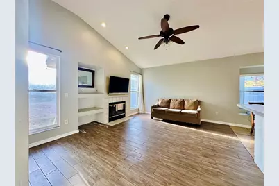 1643 Sand Hollow Lane, Valrico, FL 33594 - Photo 32