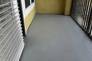 10102 Courtney Oaks Cir, Tampa, FL 33619 - Photo 16