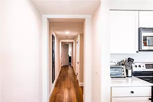 2506 N Rocky Point Dr, Tampa, FL 33607 - Photo 12