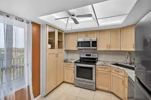 2621 Cove Cay Dr, Clearwater, FL 33760 - Photo 54