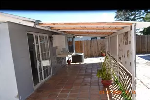 8516 Catalina Dr, Tampa, FL 33615 - Photo 8