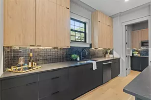 807 W Park Ave, Tampa, FL 33602 - Photo 20