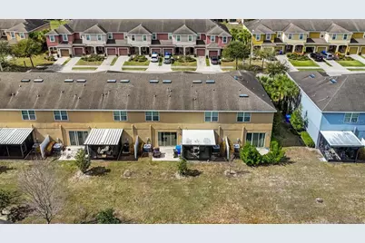 7060 Towne Lake Road, Riverview, FL 33578 - Photo 8