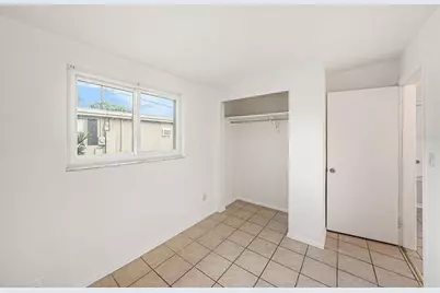 5801 Emerson Ave S, Saint Petersburg, FL 33707 - Photo 16