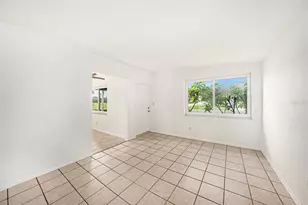 5801 Emerson Ave S, Saint Petersburg, FL 33707 - Photo 6