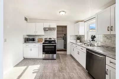 5801 Emerson Ave S, Saint Petersburg, FL 33707 - Photo 10