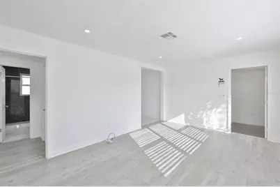 700 Glenwood Avenue S, Clearwater, FL 33756 - Photo 4