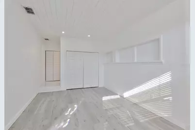 700 Glenwood Avenue S, Clearwater, FL 33756 - Photo 18