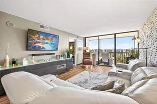 800 Cove Cay Dr, Clearwater, FL 33760 - Photo 18