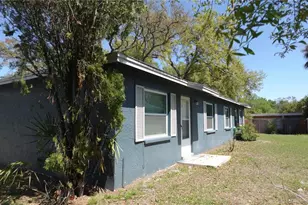 10405 N Jasmine Ave, Tampa, FL 33612 - Photo 2