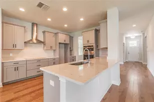 6307 S Main Ave, Tampa, FL 33611 - Photo 6