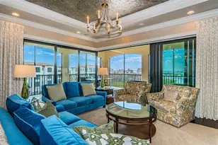 5727 Yeats Manor Dr, Tampa, FL 33616 - Photo 8