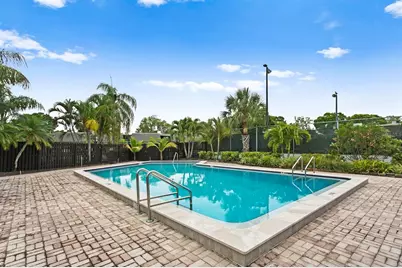 9342 Tradewinds Avenue, Seminole, FL 33776 - Photo 24