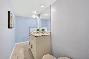 9342 Tradewinds Ave, Seminole, FL 33776 - Photo 20