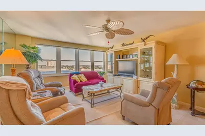 5200 Brittany Drive S #1201, Saint Petersburg, FL 33715 - Photo 4