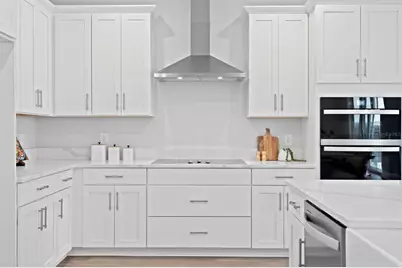 6305 S Main Avenue, Tampa, FL 33611 - Photo 12