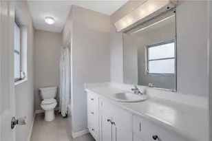 216 Fair Winds Dr, Nokomis, FL 34275 - Photo 16