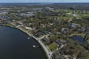 707 Lansden Ct, Tarpon Springs, FL 34689 - Photo 46