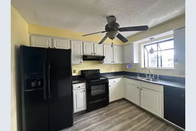 5419 Sweetwater Terrace Circle #3-20, Tampa, FL 33634 - Photo 4