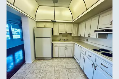 2400 Columbia Drive #18, Clearwater, FL 33763 - Photo 6