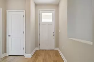 5010 22nd St N, Saint Petersburg, FL 33714 - Photo 2