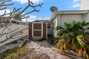 13565 86th Ave, Seminole, FL 33776 - Photo 10