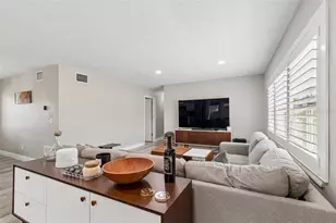 4611 W Paxton Ave, Tampa, FL 33611 - Photo 16