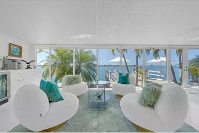 685 Boca Ciega Point Boulevard S, Saint Petersburg, FL 33708 - Photo 4