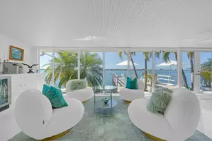 685 Boca Ciega Point Blvd S, Saint Petersburg, FL 33708 - Photo 4