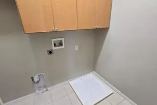 10884 Cory Lake Dr, Tampa, FL 33647 - Photo 8