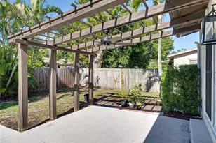 6000 19th St NE, Saint Petersburg, FL 33703 - Photo 30